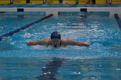 Jessica Luo swimming to her gold medal in 200 Fly